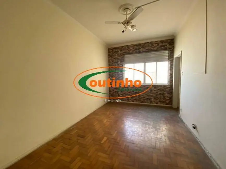 Apartamento com 2 quartos à venda, 87m2 em Tijuca, Rio De Janeiro - RJ - imagem 2 Foto 2 de Apartamento com 2 quartos à venda, 87m2 em Tijuca, Rio De Janeiro - RJ