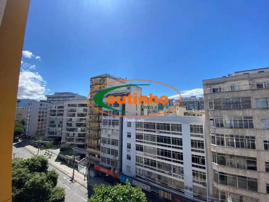 Apartamento com 2 quartos à venda, 87m2 em Tijuca, Rio De Janeiro - RJ - imagem 1 Foto 1 de Apartamento com 2 quartos à venda, 87m2 em Tijuca, Rio De Janeiro - RJ