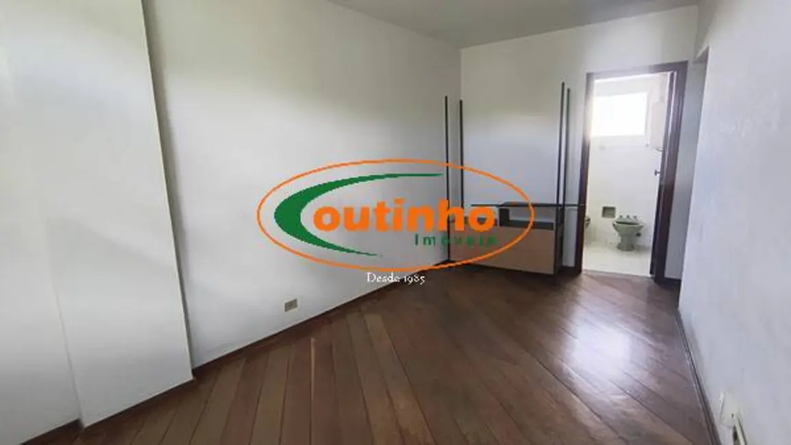 Apartamento com 2 quartos à venda, 90m2 em Vila Isabel, Rio De Janeiro - RJ - imagem 9 Foto 9 de Apartamento com 2 quartos à venda, 90m2 em Vila Isabel, Rio De Janeiro - RJ