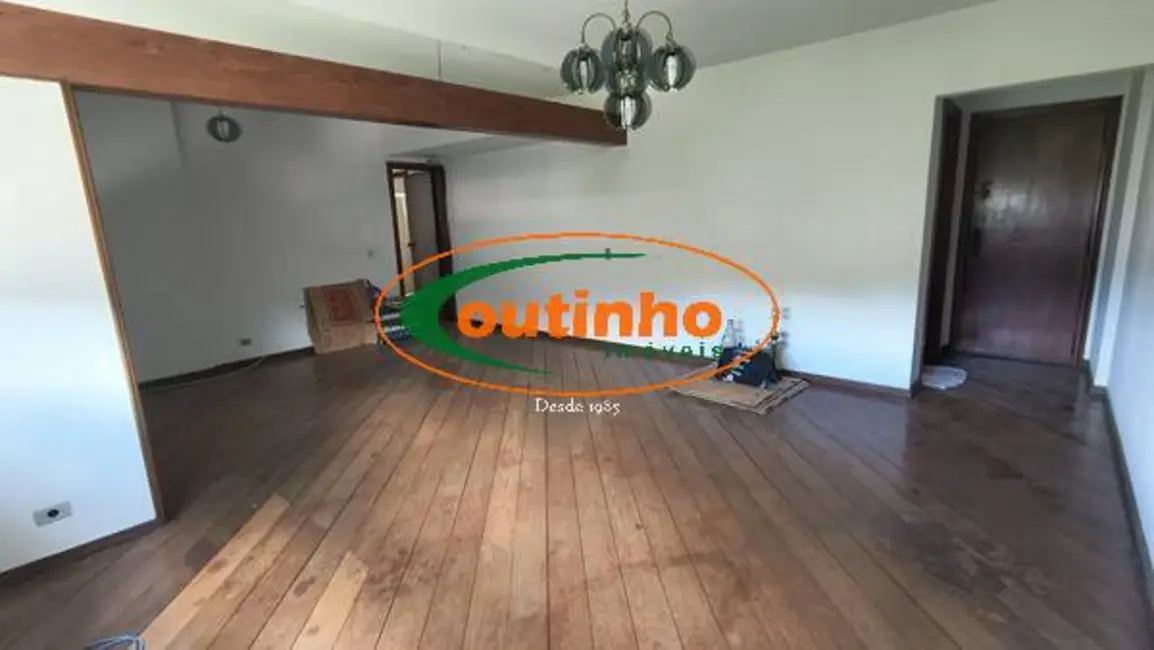 Apartamento com 2 quartos à venda, 90m2 em Vila Isabel, Rio De Janeiro - RJ - imagem 3 Foto 3 de Apartamento com 2 quartos à venda, 90m2 em Vila Isabel, Rio De Janeiro - RJ