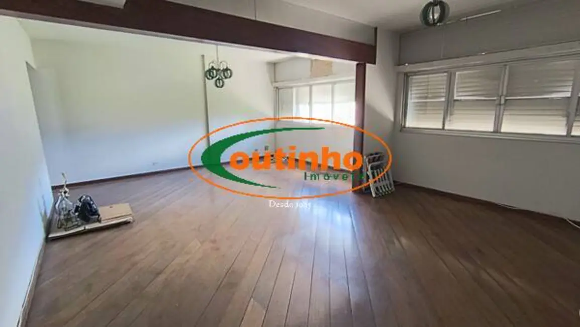 Apartamento com 2 quartos à venda, 90m2 em Vila Isabel, Rio De Janeiro - RJ - imagem 5 Foto 5 de Apartamento com 2 quartos à venda, 90m2 em Vila Isabel, Rio De Janeiro - RJ