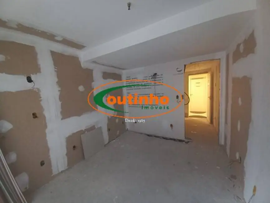 Sala Comercial à venda, 23m2 em Tijuca, Rio De Janeiro - RJ - imagem 3 Foto 3 de Sala Comercial à venda, 23m2 em Tijuca, Rio De Janeiro - RJ