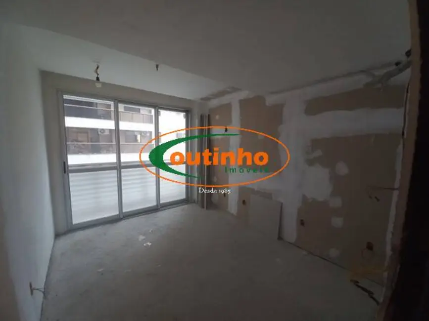 Sala Comercial à venda, 23m2 em Tijuca, Rio De Janeiro - RJ - imagem 2 Foto 2 de Sala Comercial à venda, 23m2 em Tijuca, Rio De Janeiro - RJ