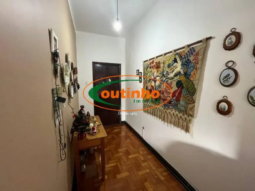 Foto 4 de Apartamento com 2 quartos à venda, 74m2 em Tijuca, Rio De Janeiro - RJ