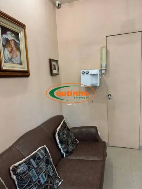 Sala Comercial à venda, 53m2 em Tijuca, Rio De Janeiro - RJ - imagem 4 Foto 4 de Sala Comercial à venda, 53m2 em Tijuca, Rio De Janeiro - RJ