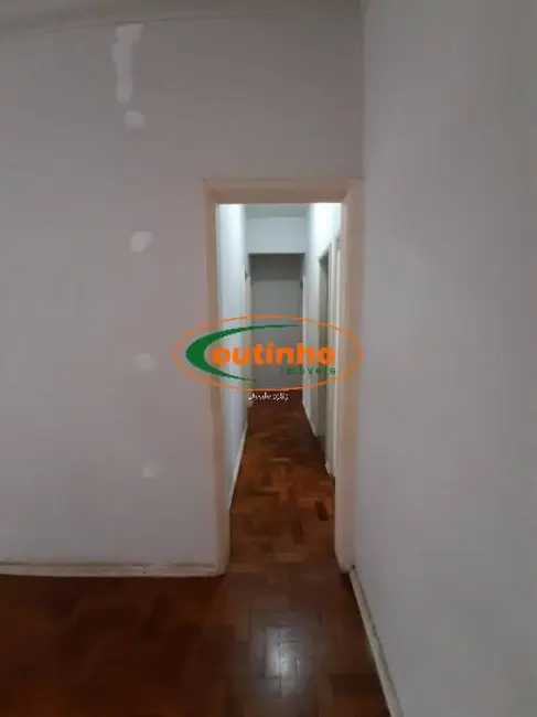 Apartamento com 3 quartos à venda, 95m2 em Tijuca, Rio De Janeiro - RJ - imagem 4 Foto 4 de Apartamento com 3 quartos à venda, 95m2 em Tijuca, Rio De Janeiro - RJ