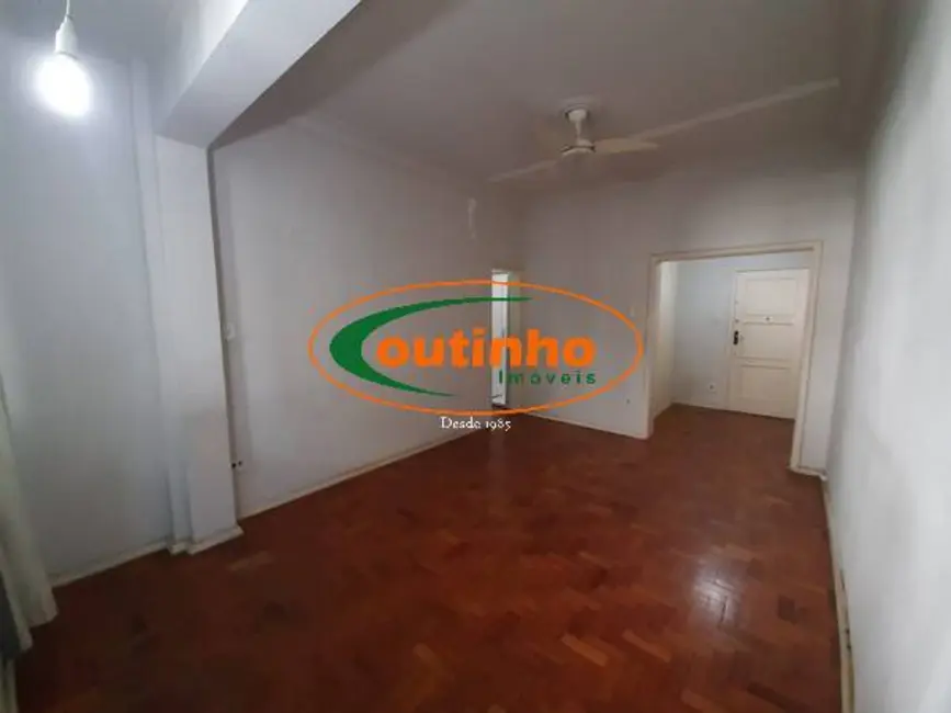 Apartamento com 3 quartos à venda, 95m2 em Tijuca, Rio De Janeiro - RJ - imagem 2 Foto 2 de Apartamento com 3 quartos à venda, 95m2 em Tijuca, Rio De Janeiro - RJ