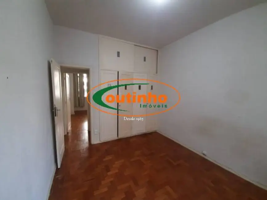 Apartamento com 3 quartos à venda, 95m2 em Tijuca, Rio De Janeiro - RJ - imagem 6 Foto 6 de Apartamento com 3 quartos à venda, 95m2 em Tijuca, Rio De Janeiro - RJ