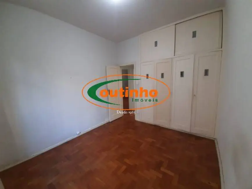 Apartamento com 3 quartos à venda, 95m2 em Tijuca, Rio De Janeiro - RJ - imagem 7 Foto 7 de Apartamento com 3 quartos à venda, 95m2 em Tijuca, Rio De Janeiro - RJ