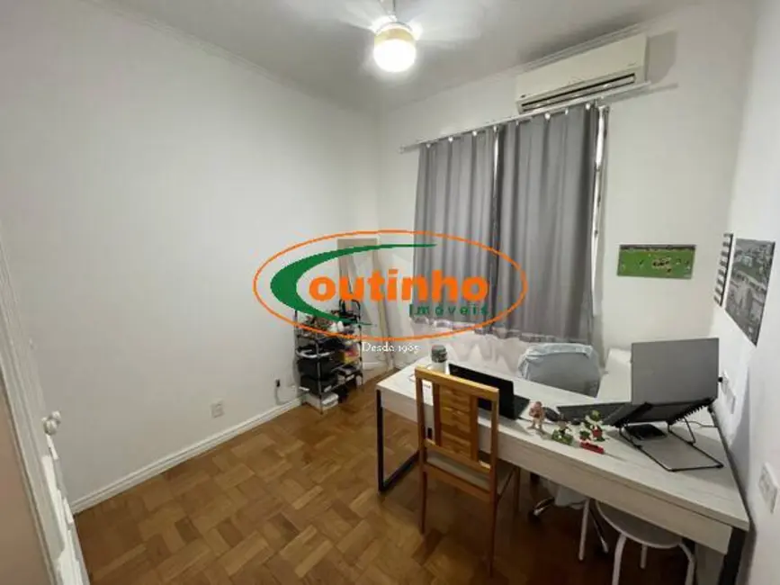 Apartamento com 2 quartos à venda, 60m2 em Vila Isabel, Rio De Janeiro - RJ - imagem 6 Foto 6 de Apartamento com 2 quartos à venda, 60m2 em Vila Isabel, Rio De Janeiro - RJ