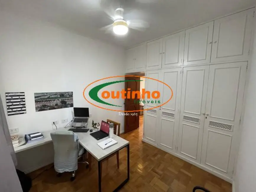 Apartamento com 2 quartos à venda, 60m2 em Vila Isabel, Rio De Janeiro - RJ - imagem 7 Foto 7 de Apartamento com 2 quartos à venda, 60m2 em Vila Isabel, Rio De Janeiro - RJ