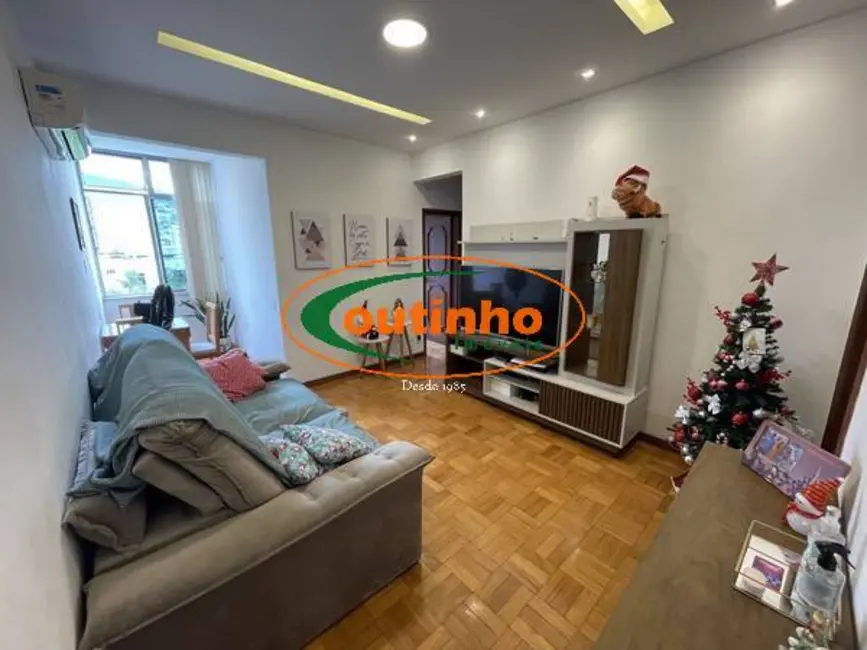 Apartamento com 2 quartos à venda, 60m2 em Vila Isabel, Rio De Janeiro - RJ - imagem 1 Foto 1 de Apartamento com 2 quartos à venda, 60m2 em Vila Isabel, Rio De Janeiro - RJ