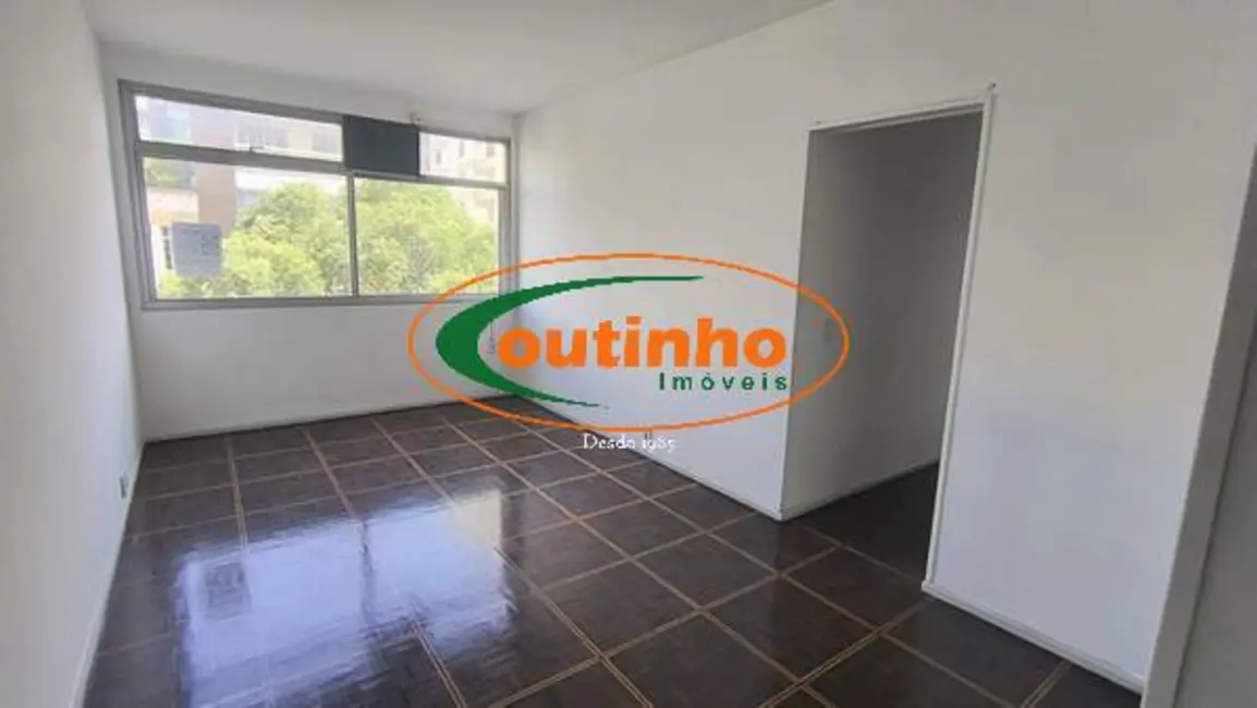 Foto 3 de Apartamento com 3 quartos à venda, 78m2 em Tijuca, Rio De Janeiro - RJ