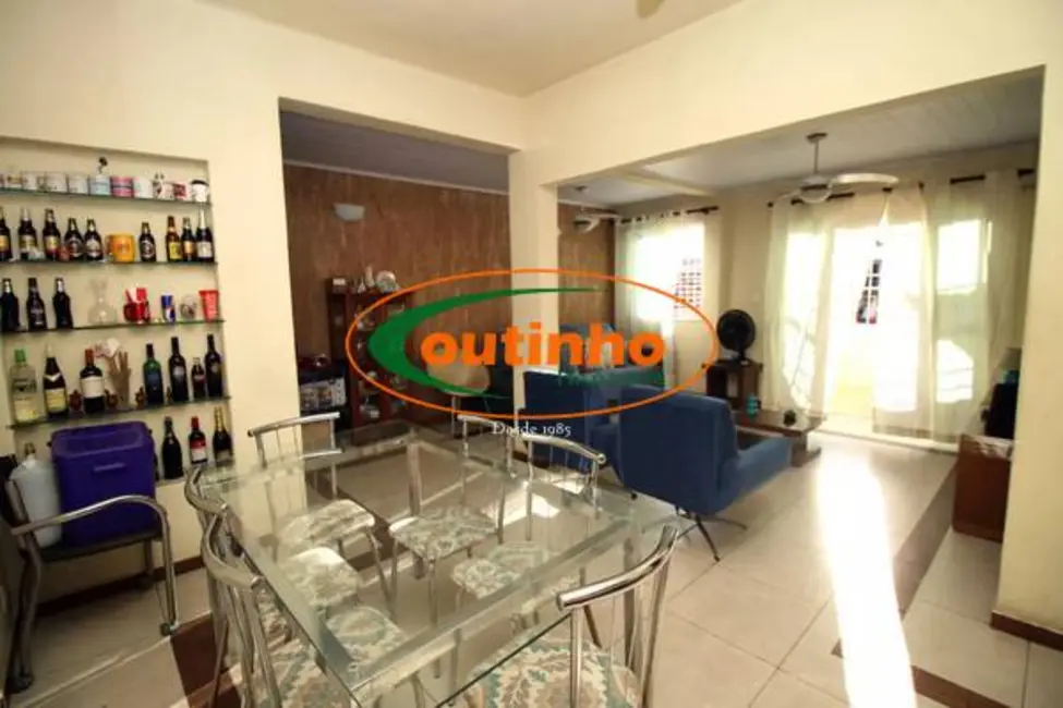 Casa com 3 quartos à venda, 102m2 em Vila da Penha, Rio De Janeiro - RJ - imagem 4 Foto 4 de Casa com 3 quartos à venda, 102m2 em Vila da Penha, Rio De Janeiro - RJ