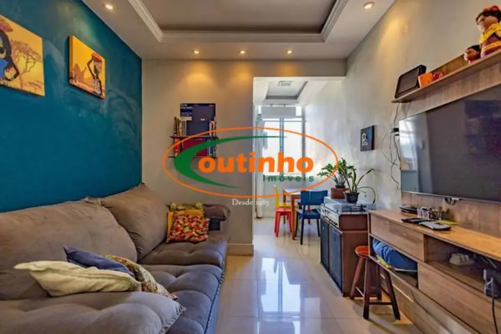 Apartamento com 2 quartos à venda, 60m2 em Tijuca, Rio De Janeiro - RJ - imagem 2 Foto 2 de Apartamento com 2 quartos à venda, 60m2 em Tijuca, Rio De Janeiro - RJ