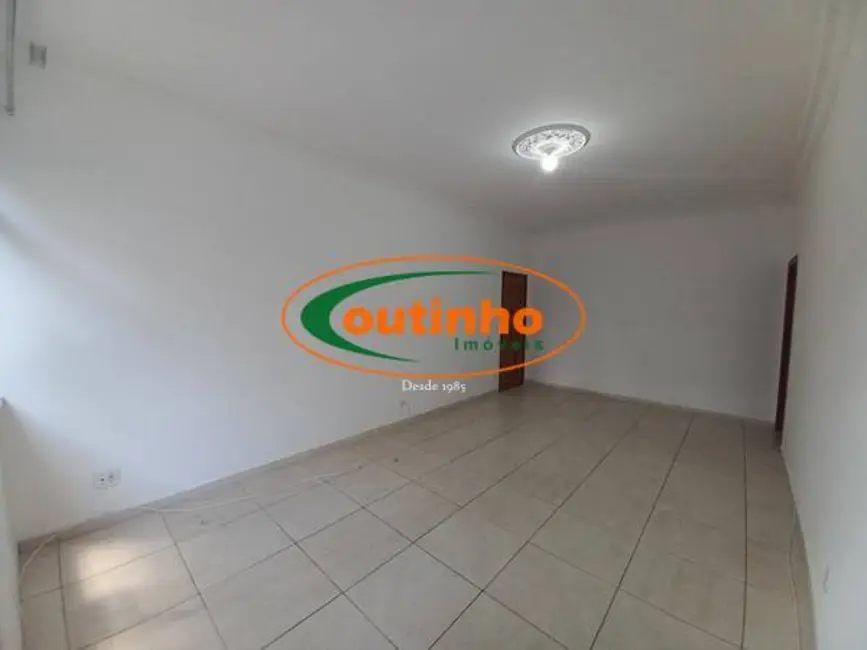 Apartamento com 3 quartos à venda, 109m2 em Vila Isabel, Rio De Janeiro - RJ - imagem 2 Foto 2 de Apartamento com 3 quartos à venda, 109m2 em Vila Isabel, Rio De Janeiro - RJ