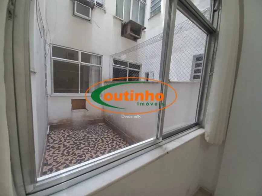 Apartamento com 3 quartos à venda, 109m2 em Vila Isabel, Rio De Janeiro - RJ - imagem 9 Foto 9 de Apartamento com 3 quartos à venda, 109m2 em Vila Isabel, Rio De Janeiro - RJ