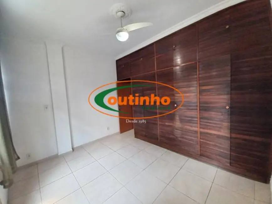 Apartamento com 3 quartos à venda, 109m2 em Vila Isabel, Rio De Janeiro - RJ - imagem 6 Foto 6 de Apartamento com 3 quartos à venda, 109m2 em Vila Isabel, Rio De Janeiro - RJ