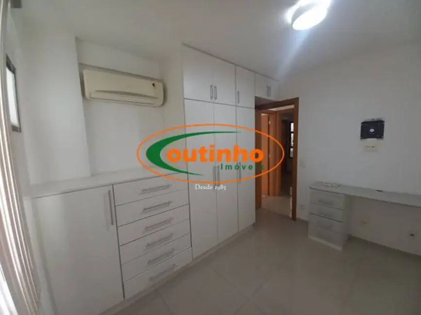 Apartamento com 3 quartos à venda, 90m2 em Vila Isabel, Rio De Janeiro - RJ - imagem 9 Foto 9 de Apartamento com 3 quartos à venda, 90m2 em Vila Isabel, Rio De Janeiro - RJ