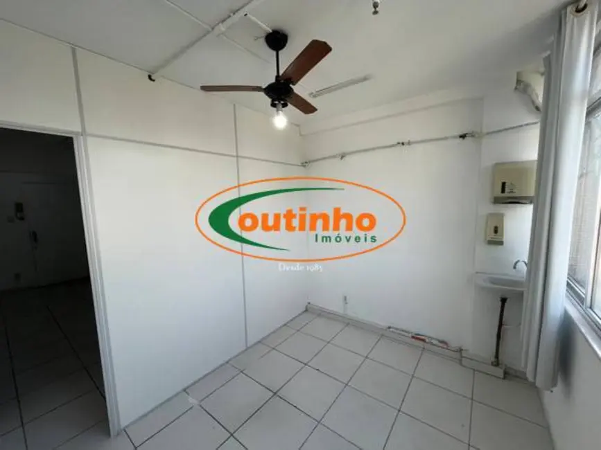 Sala Comercial à venda, 26m2 em Tijuca, Rio De Janeiro - RJ - imagem 6 Foto 6 de Sala Comercial à venda, 26m2 em Tijuca, Rio De Janeiro - RJ