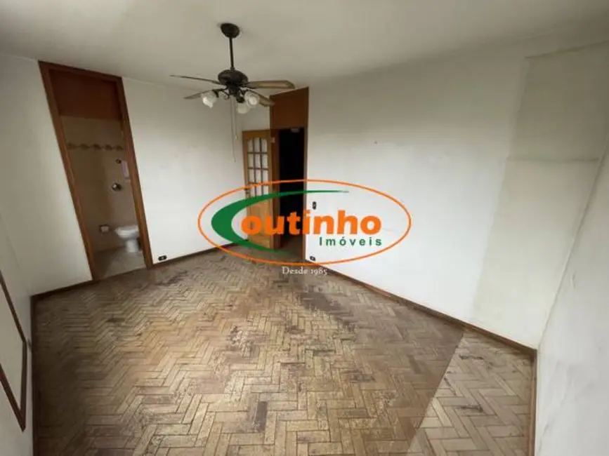 Apartamento com 2 quartos à venda, 96m2 em Tijuca, Rio De Janeiro - RJ - imagem 7 Foto 7 de Apartamento com 2 quartos à venda, 96m2 em Tijuca, Rio De Janeiro - RJ
