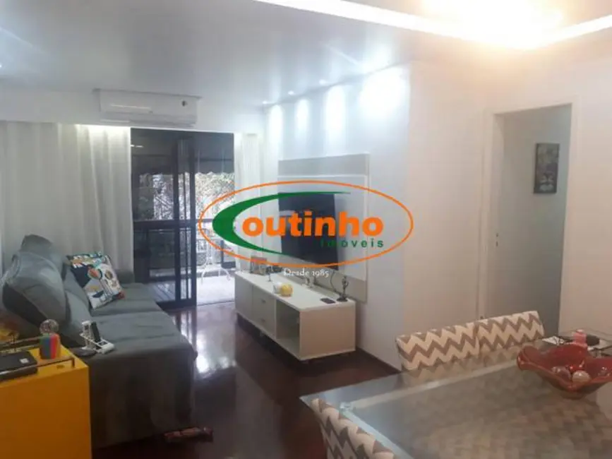 Apartamento com 3 quartos à venda, 98m2 em Tijuca, Rio De Janeiro - RJ - imagem 8 Foto 8 de Apartamento com 3 quartos à venda, 98m2 em Tijuca, Rio De Janeiro - RJ