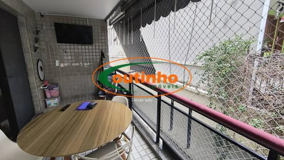 Apartamento com 3 quartos à venda, 98m2 em Tijuca, Rio De Janeiro - RJ - imagem 3 Foto 3 de Apartamento com 3 quartos à venda, 98m2 em Tijuca, Rio De Janeiro - RJ