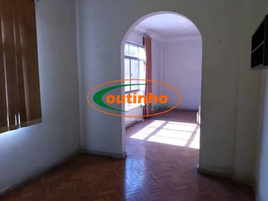 Apartamento com 3 quartos à venda, 86m2 em Vila Isabel, Rio De Janeiro - RJ - imagem 2 Foto 2 de Apartamento com 3 quartos à venda, 86m2 em Vila Isabel, Rio De Janeiro - RJ