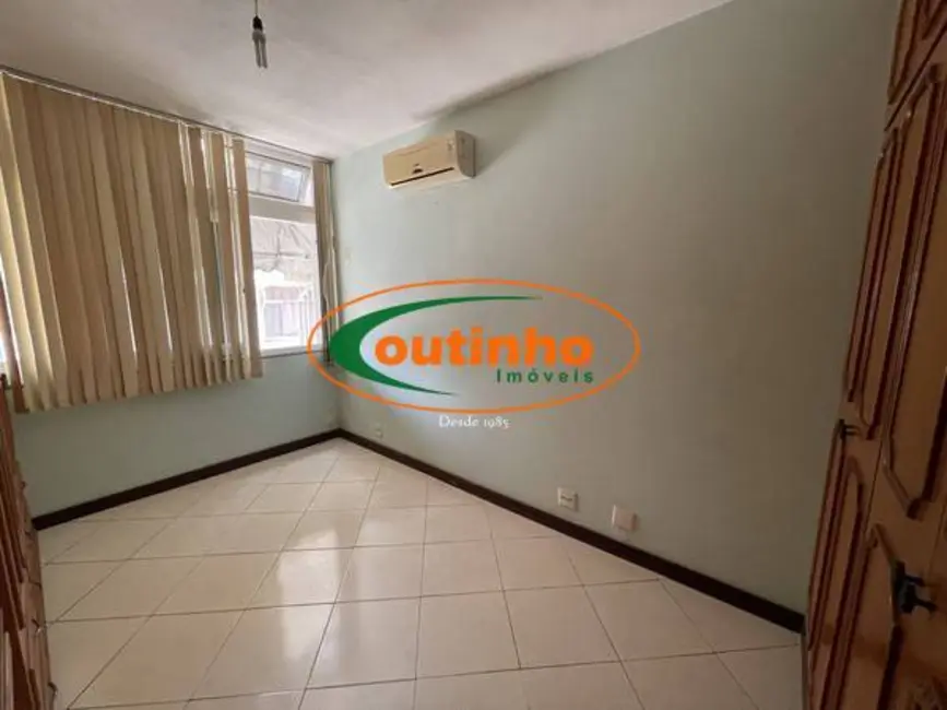 Foto 3 de Apartamento com 2 quartos à venda, 50m2 em Tijuca, Rio De Janeiro - RJ