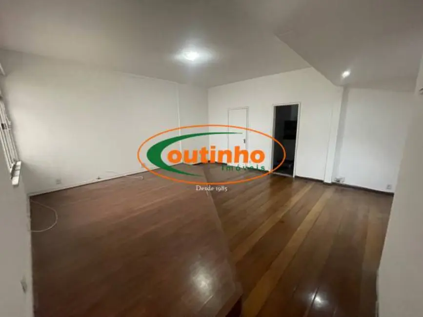 Foto 2 de Apartamento com 3 quartos à venda, 105m2 em Tijuca, Rio De Janeiro - RJ
