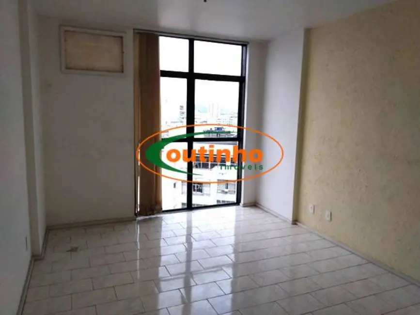 Sala Comercial à venda, 30m2 em Tijuca, Rio De Janeiro - RJ - imagem 3 Foto 3 de Sala Comercial à venda, 30m2 em Tijuca, Rio De Janeiro - RJ