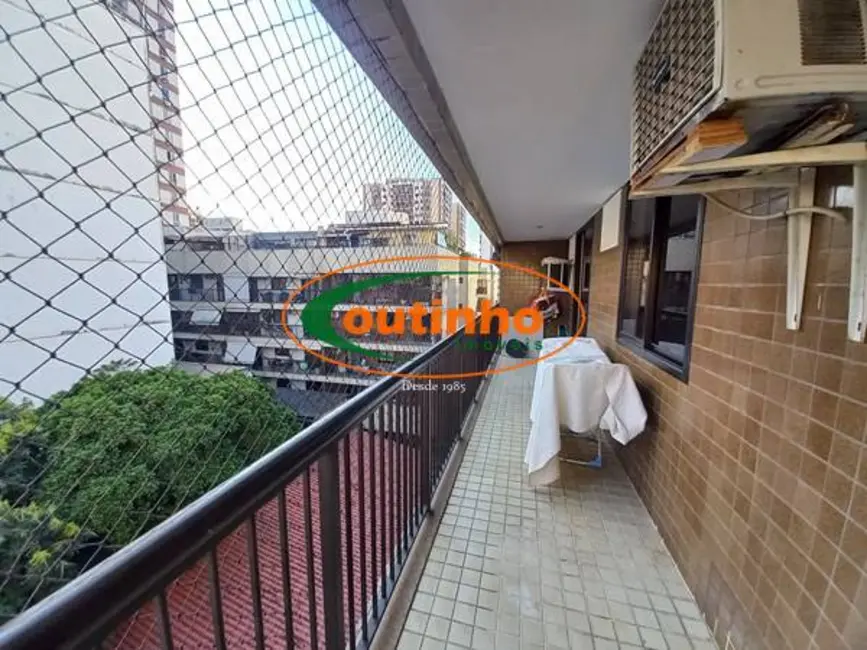 Foto 1 de Apartamento com 4 quartos à venda, 160m2 em Tijuca, Rio De Janeiro - RJ