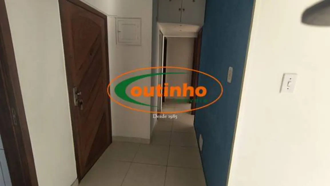 Foto 3 de Apartamento com 2 quartos à venda, 69m2 em Praça da Bandeira, Rio De Janeiro - RJ