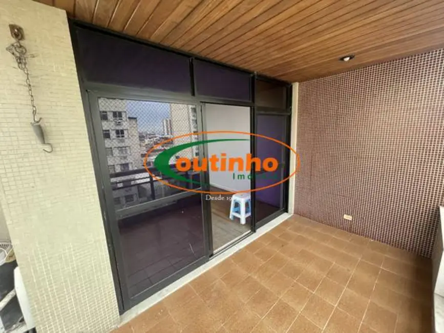 Foto 3 de Apartamento com 2 quartos à venda, 74m2 em Tijuca, Rio De Janeiro - RJ
