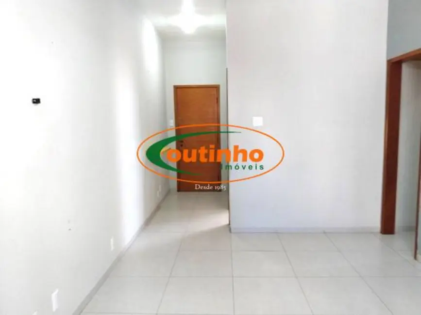 Foto 3 de Apartamento com 3 quartos à venda, 60m2 em Grajaú, Rio De Janeiro - RJ