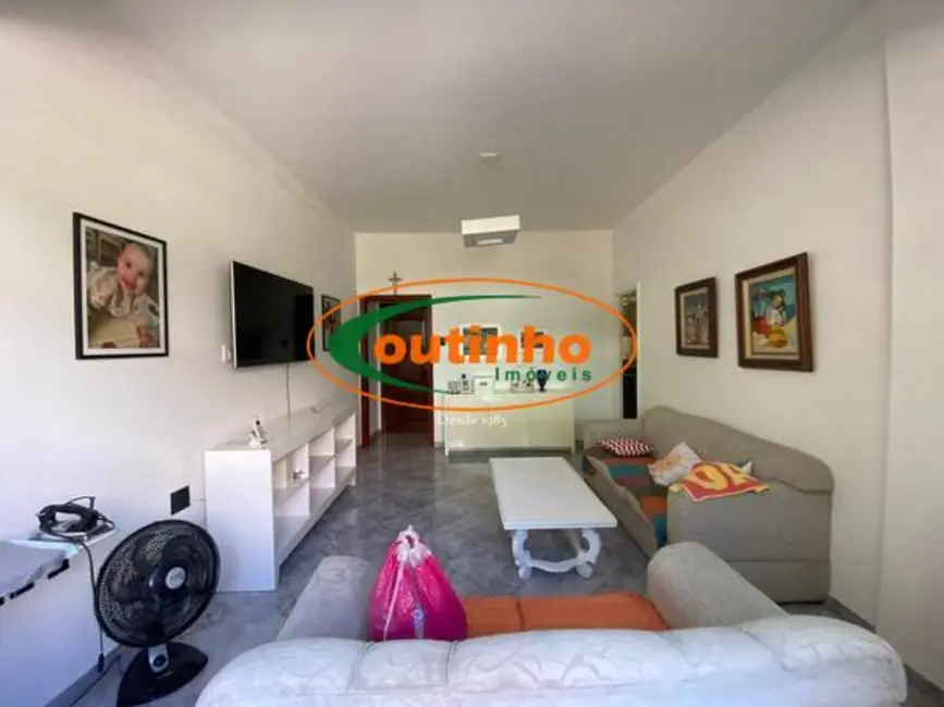 Foto 2 de Apartamento com 3 quartos à venda, 70m2 em Tijuca, Rio De Janeiro - RJ