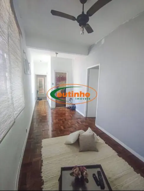 Foto 2 de Apartamento com 3 quartos à venda, 70m2 em Tijuca, Rio De Janeiro - RJ