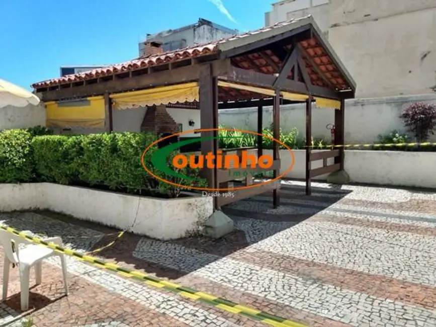 Foto 2 de Apartamento com 3 quartos à venda, 104m2 em Tijuca, Rio De Janeiro - RJ
