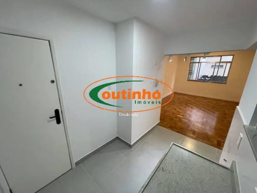 Foto 3 de Apartamento com 2 quartos à venda, 74m2 em Tijuca, Rio De Janeiro - RJ