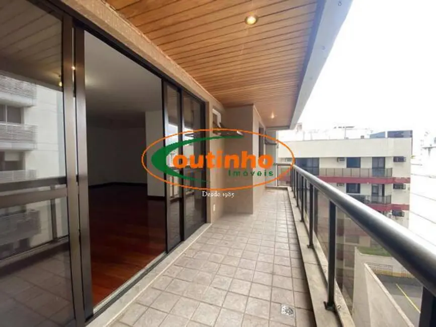 Foto 2 de Apartamento com 3 quartos à venda, 137m2 em Tijuca, Rio De Janeiro - RJ
