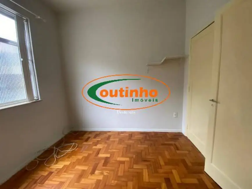 Foto 3 de Apartamento com 2 quartos à venda, 81m2 em Grajaú, Rio De Janeiro - RJ