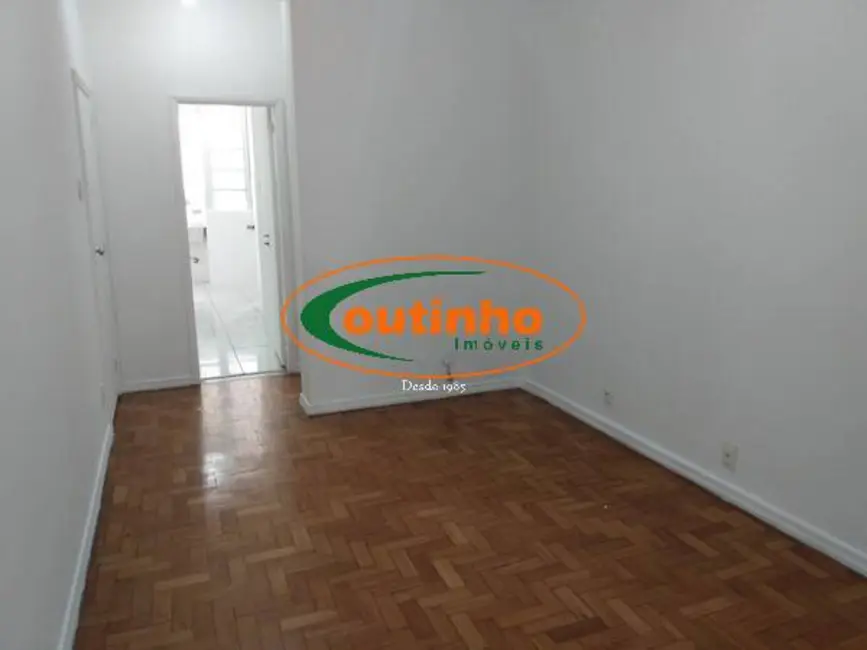 Foto 3 de Apartamento com 2 quartos à venda, 66m2 em Tijuca, Rio De Janeiro - RJ