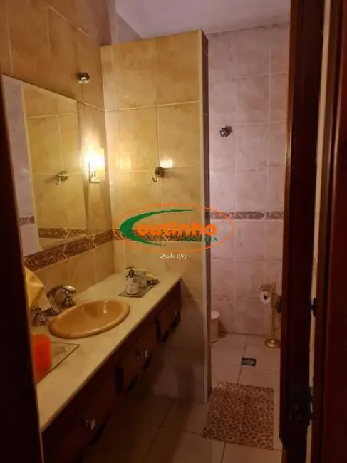 Foto 6 de Apartamento com 5 quartos à venda, 226m2 em Tijuca, Rio De Janeiro - RJ