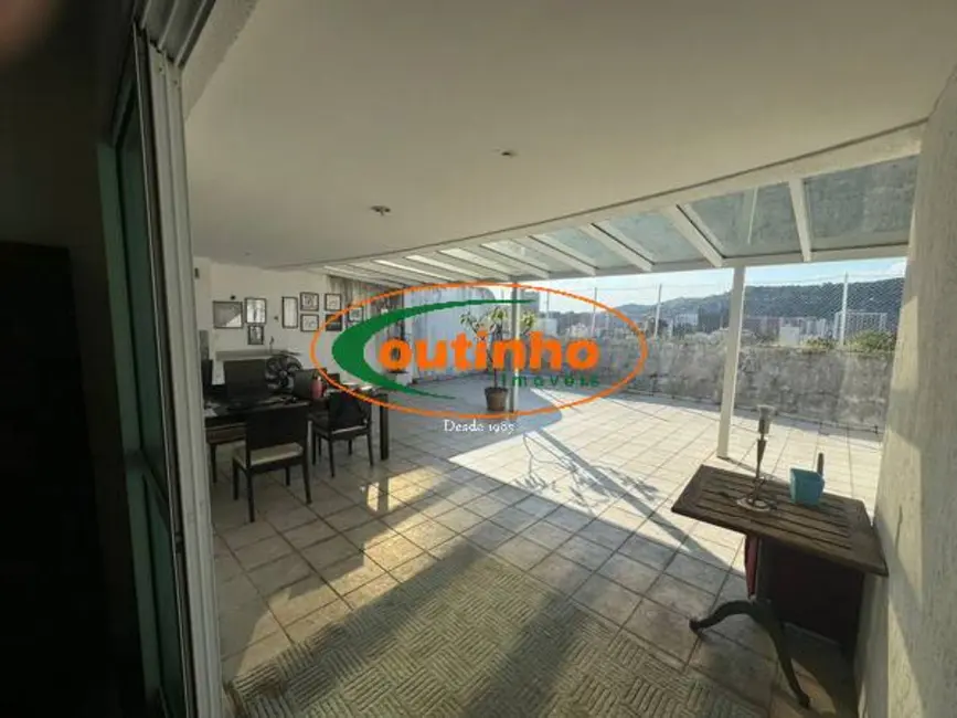 Foto 2 de Cobertura com 2 quartos à venda, 153m2 em Tijuca, Rio De Janeiro - RJ