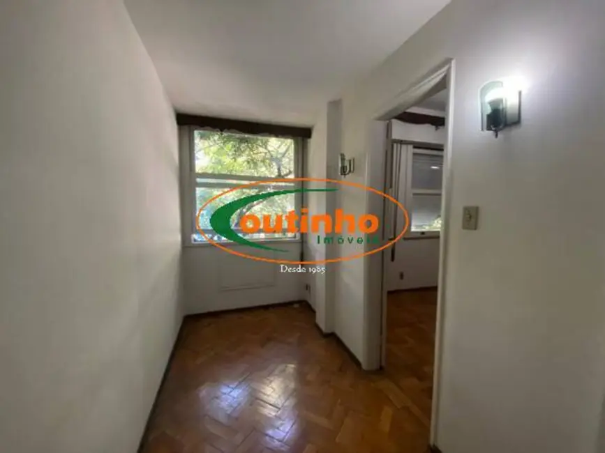 Foto 3 de Apartamento com 2 quartos à venda, 69m2 em Tijuca, Rio De Janeiro - RJ