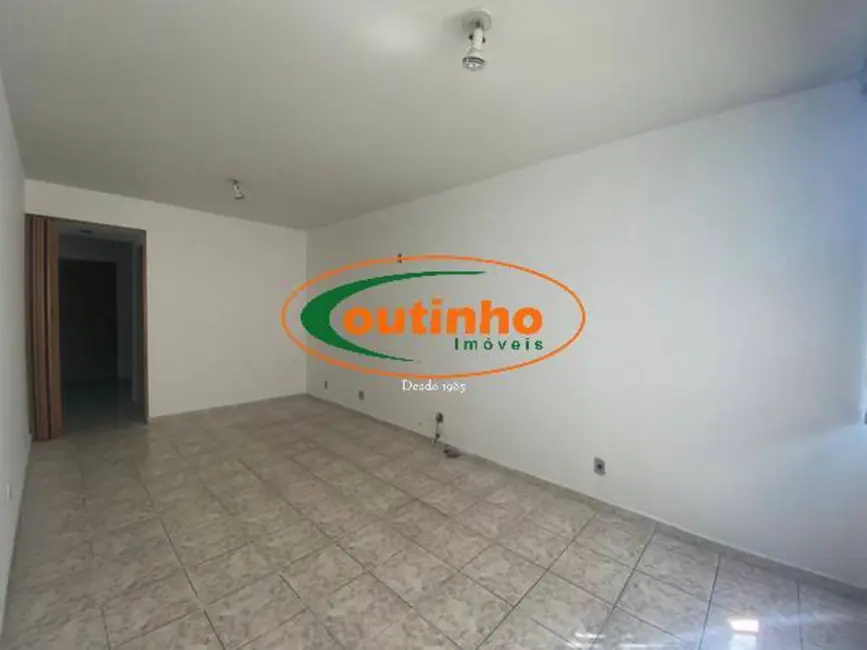 Foto 4 de Sala Comercial à venda, 31m2 em Vila Isabel, Rio De Janeiro - RJ