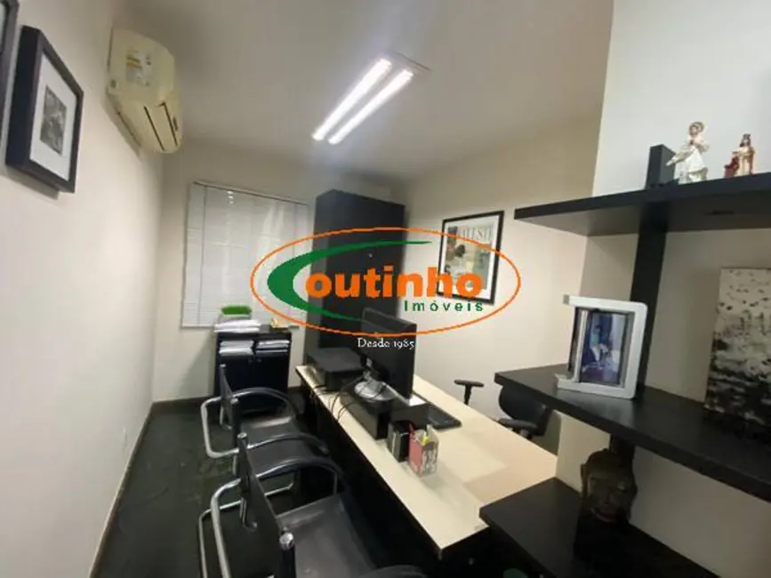 Foto 2 de Sala Comercial à venda, 288m2 em Tijuca, Rio De Janeiro - RJ
