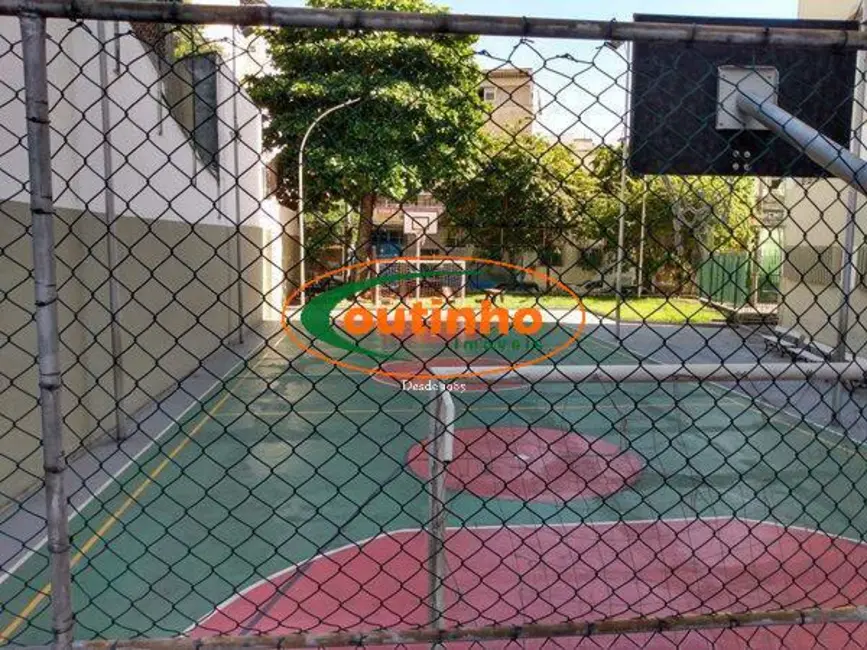 Apartamento com 2 quartos à venda, 55m2 em Tijuca, Rio De Janeiro - RJ - imagem 4 Foto 4 de Apartamento com 2 quartos à venda, 55m2 em Tijuca, Rio De Janeiro - RJ