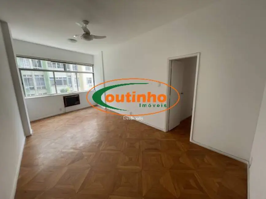 Foto 2 de Apartamento com 3 quartos à venda, 98m2 em Tijuca, Rio De Janeiro - RJ