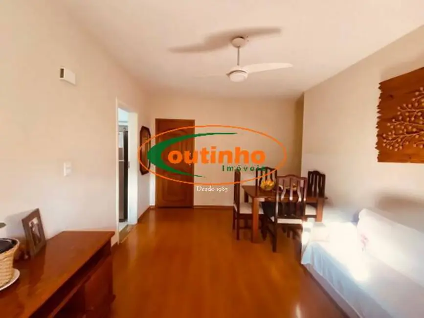Foto 3 de Apartamento com 2 quartos à venda, 69m2 em Tijuca, Rio De Janeiro - RJ